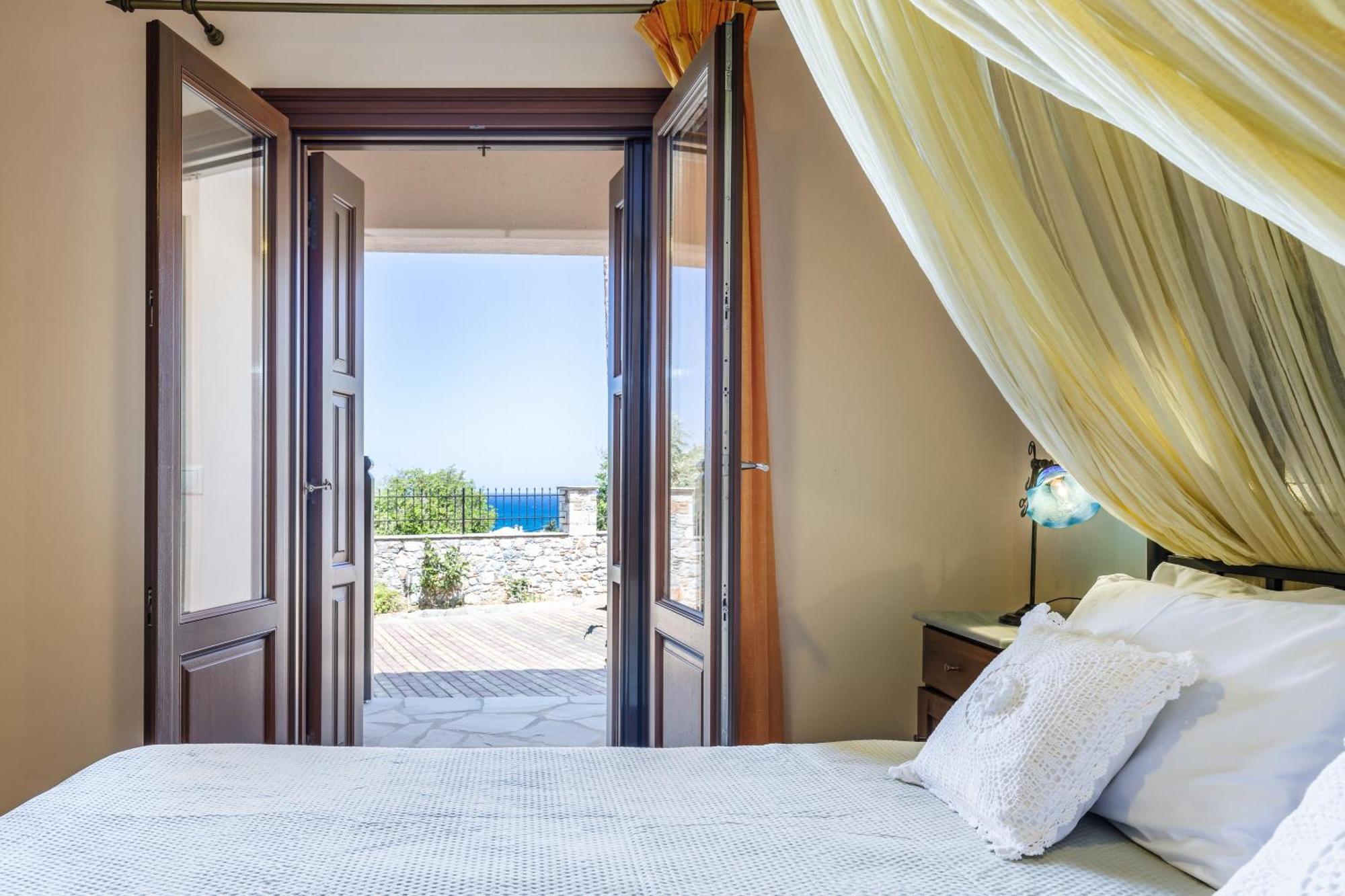 Naiades Superior Apartments In Skopelos With Sea View Close To The Town Екстериор снимка