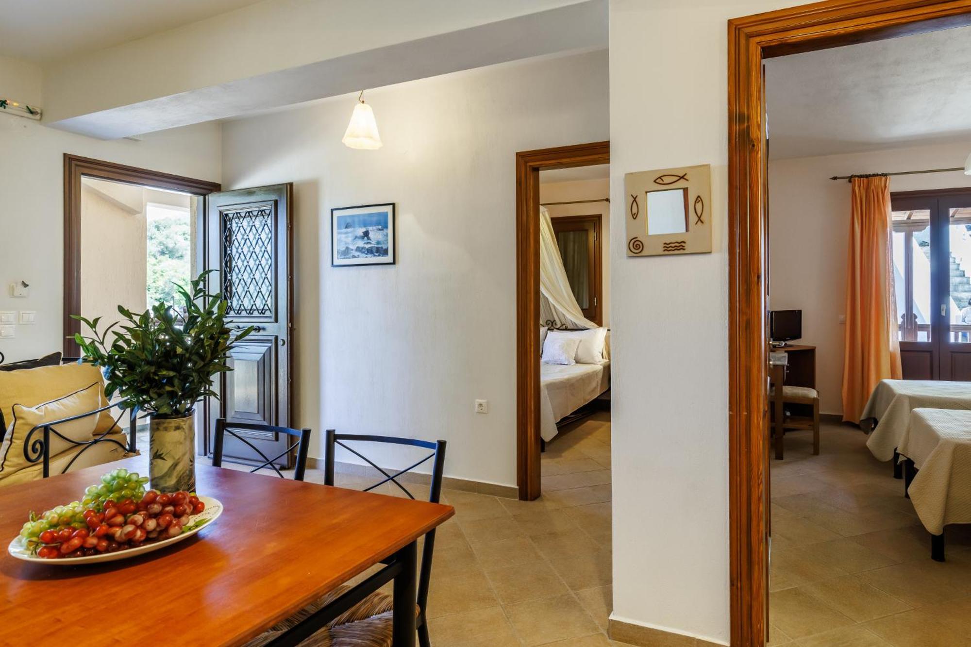 Naiades Superior Apartments In Skopelos With Sea View Close To The Town Екстериор снимка